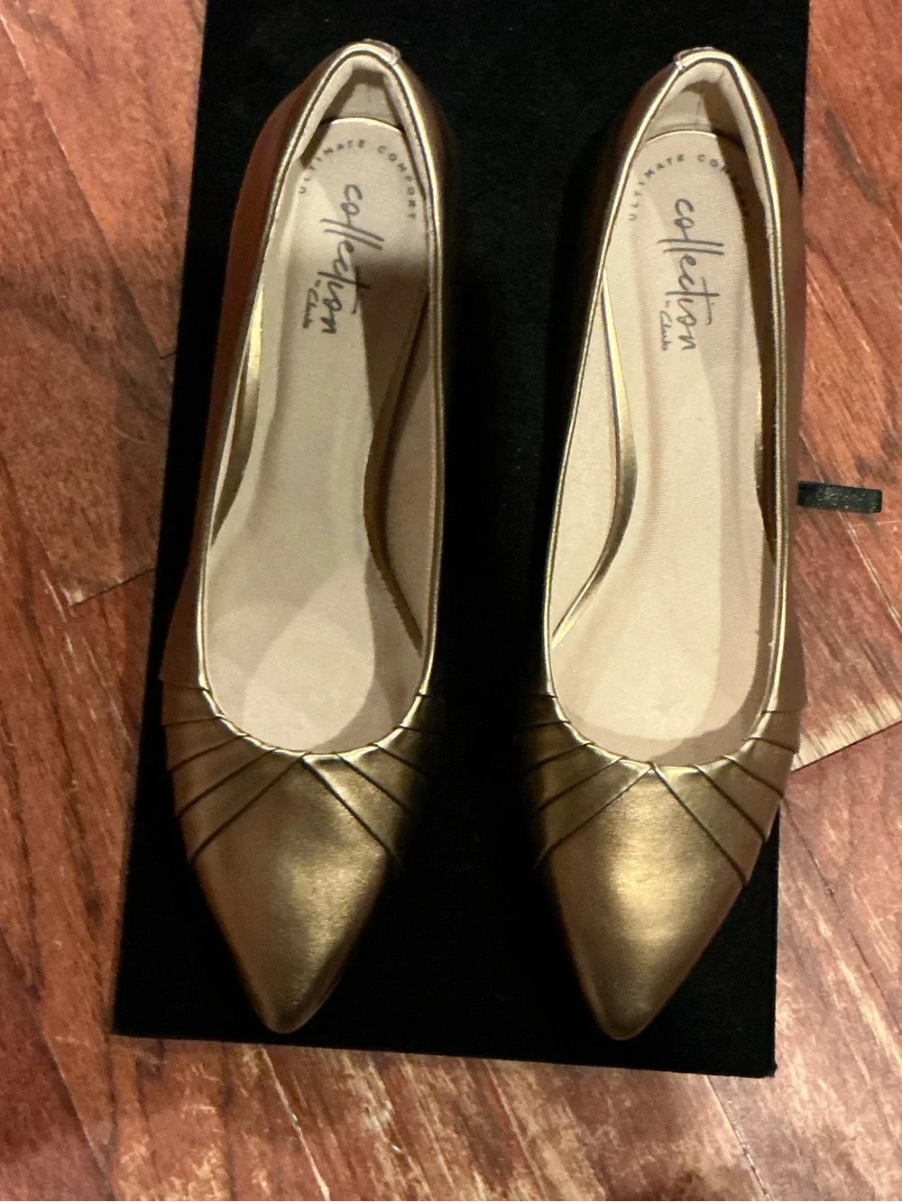 Clark’s Linvale Crown Metallic Pumps size 7.5